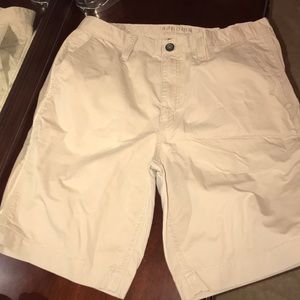 Men’s Khaki shorts